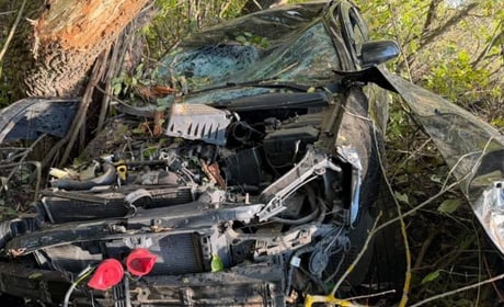 На Ржищівщині водій Hyundai Sonata з’їхав у кювет і врізався в дерево
