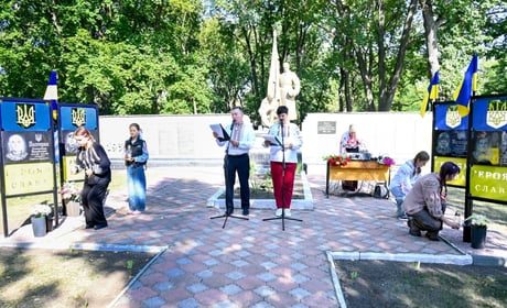 У Слободі відкрили Алею Слави Героїв: громада увічнила пам’ять чотирьох воїнів-земляків
