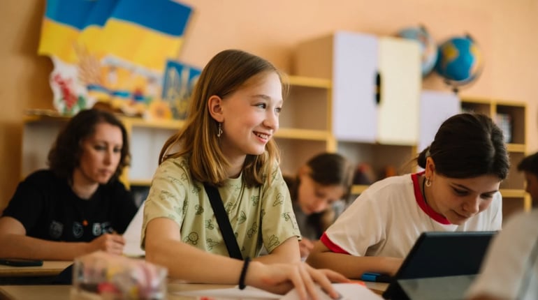 Нова хвиля Освітнього СУПу від ГО «Навчай для України»: безкоштовні онлайн-заняття для школярів