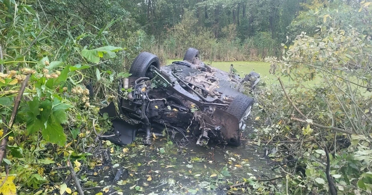 ДТП у Білопіллі: авто впало в річку, травмовано 30-річного пасажира