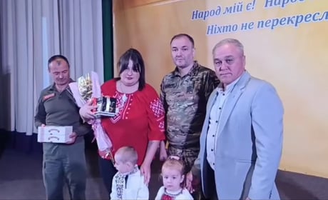 Дітям загиблих Захисників Циблівської громади вручили кулони «Батьківське серце»