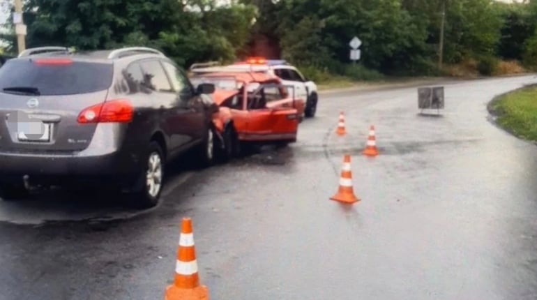 Чотирьох людей із переломами доправили в лікарню після лобового зіткнення в ДТП на Переяславщині