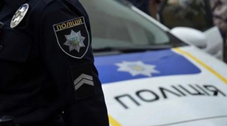 У Переяславі водійка Dacia заднім ходом в'їхала в Kia, у гаражі виникла пожежа: хроніка поліції