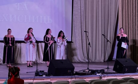 «Тут і зараз»: у Золотоноші відбувся концерт ансамблю «Лебідка»