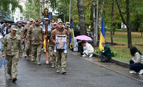 Такий важкий вересень: прощання з Владиславом МИРОНЕНКОМ
