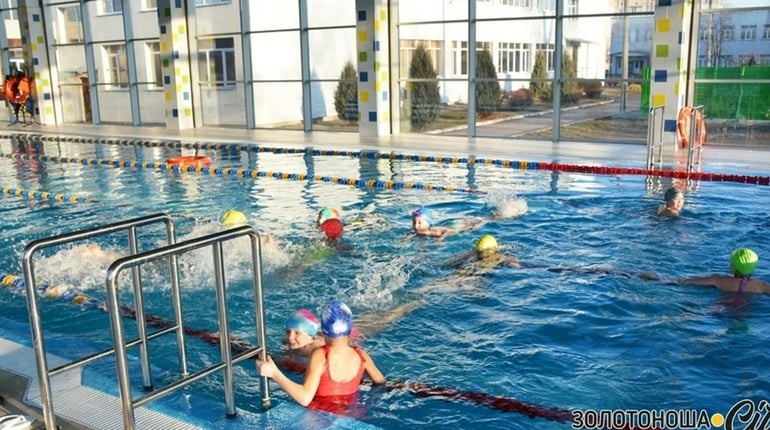 У Золотоніському басейні з листопада зростуть ціни на послуги