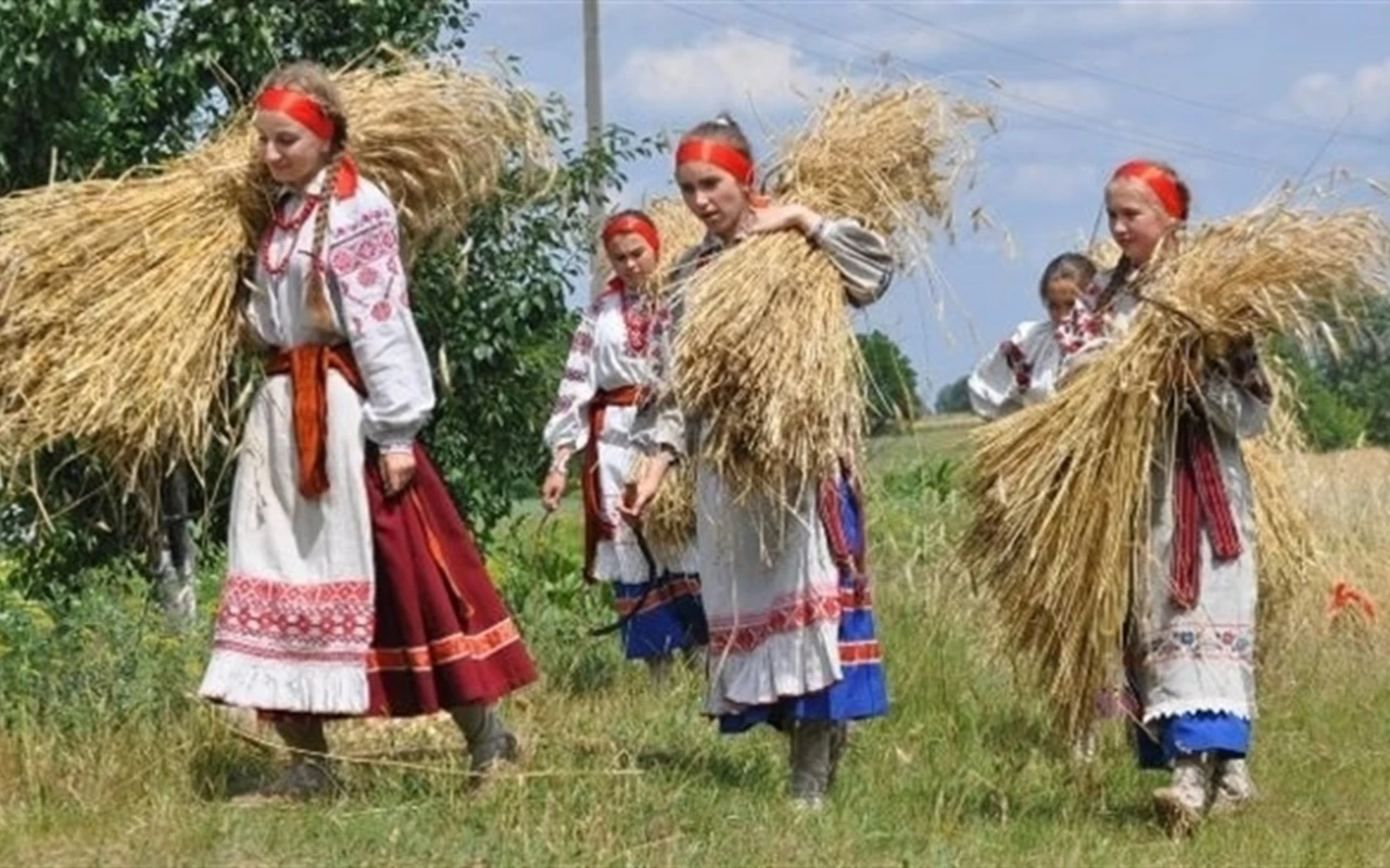 Впізнаєте, звідки слова пісні?