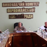 Хто у Первомайську відповідає за ЖКГ, землю та освіту: як розподілили обов’язки посадовців
