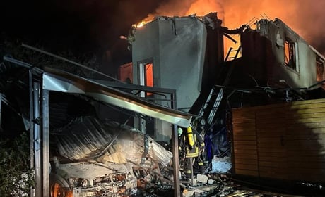 Уночі ворог атакував Одесу: постраждали семеро людей. Оновлено