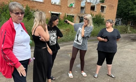 Роками просять облаштувати сміттєвий майданчик: як живе мікрорайон Цукрового заводу в Первомайську