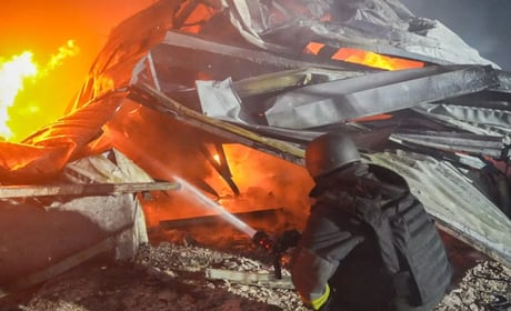 Росія атакувала Одещину: є постраждалі, пошкоджені будинки, ліцей і підприємство