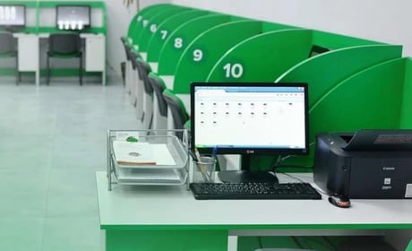 В Україні іноземці можуть скласти теоретичний іспит з ПДР англійською мовою