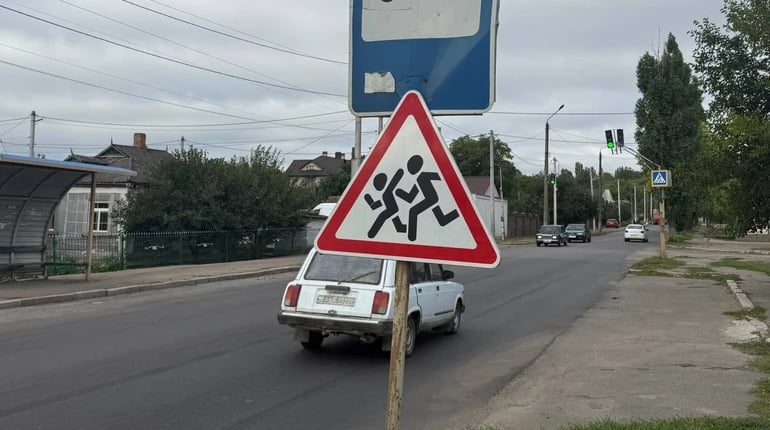Обіцяли до 1 вересня: на Богополі у Первомайську досі чекають на розмітку