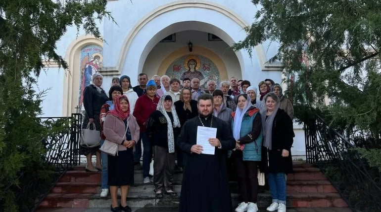 «Ми вирішили йти своїм шляхом»: настоятель храму на Скалі у Первомайську про перехід громади до ПЦУ