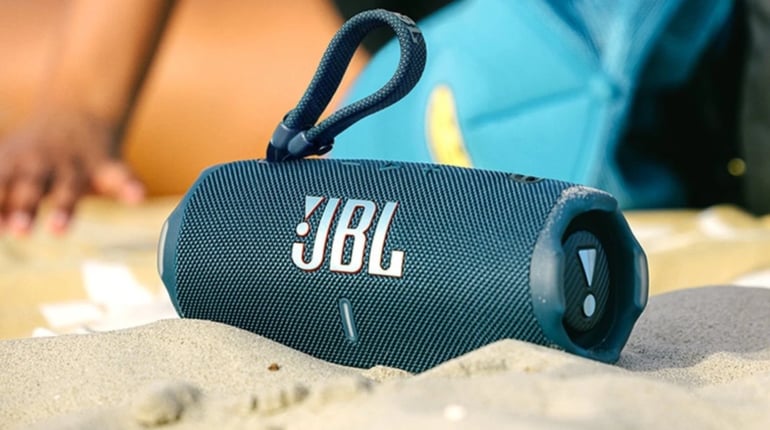 Лінійки JBL Flip, Charge, Boombox і Clip: під які сценарії кожна