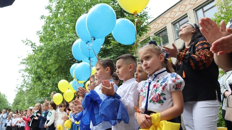 Новий навчальний рік, нові виплати та банкнота: що зміниться для українців від 1 вересня