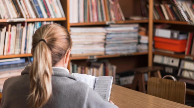 Первомайська міська бібліотека-філія №2 здобула книжковий грант на 30 тисяч гривень